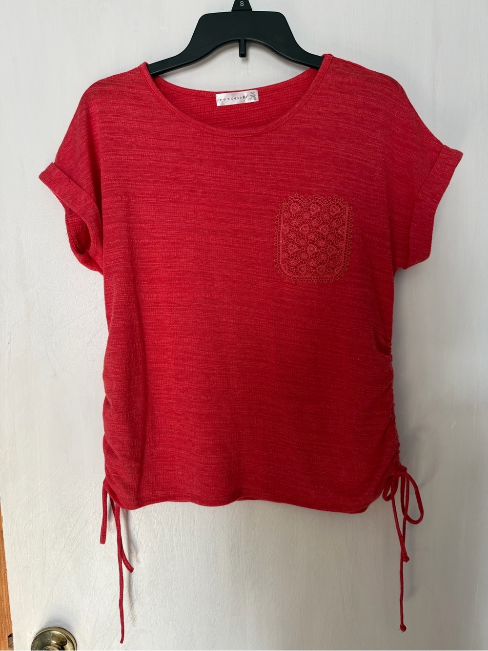 Women's Red Short-Sleeve Ruched Pocket Top
